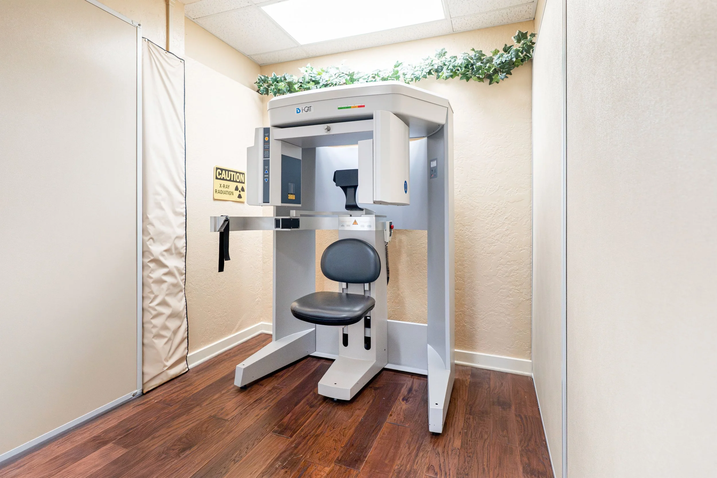 Cone Beam CT (CBCT) imaging machine used for precise atlas alignment at the Head and Neck Center of Hawai‘i.