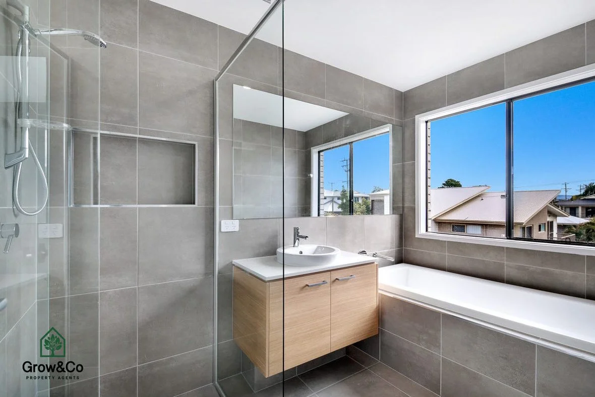 labrador-qld-4215-4.jpg