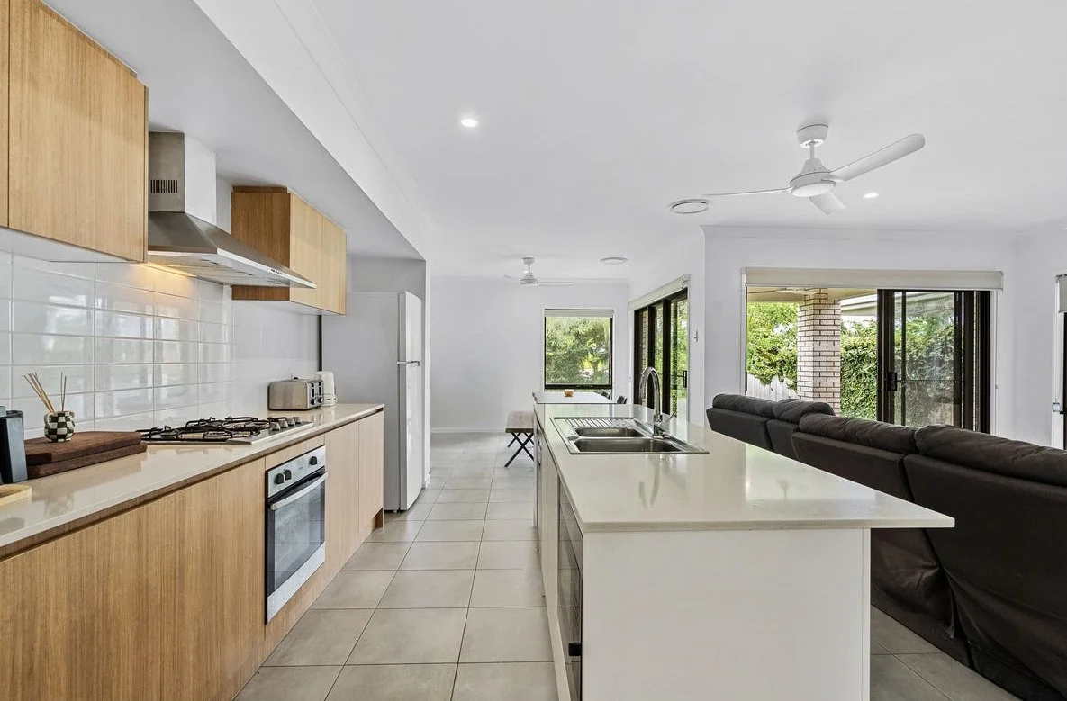 labrador-qld-4215-2.jpg