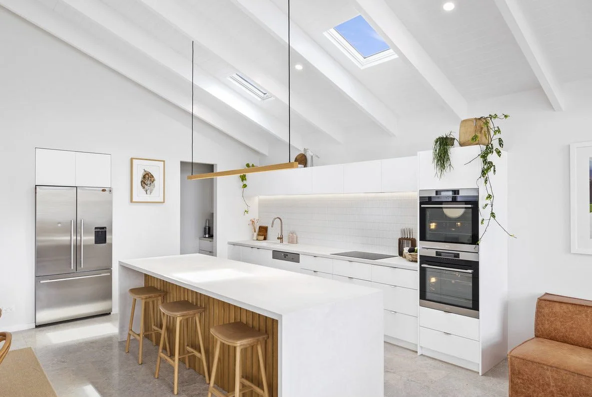 buyers-agent-palm-beach-qld-4221-kitchen.jpg