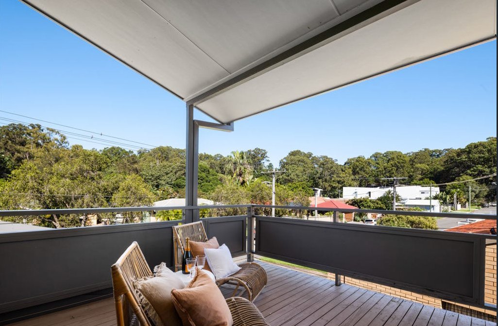 buyers-agent-burleigh-qld-4220-deck.jpg