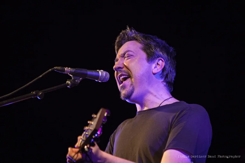 Jon Toogood announces solo acoustic show for Auckland