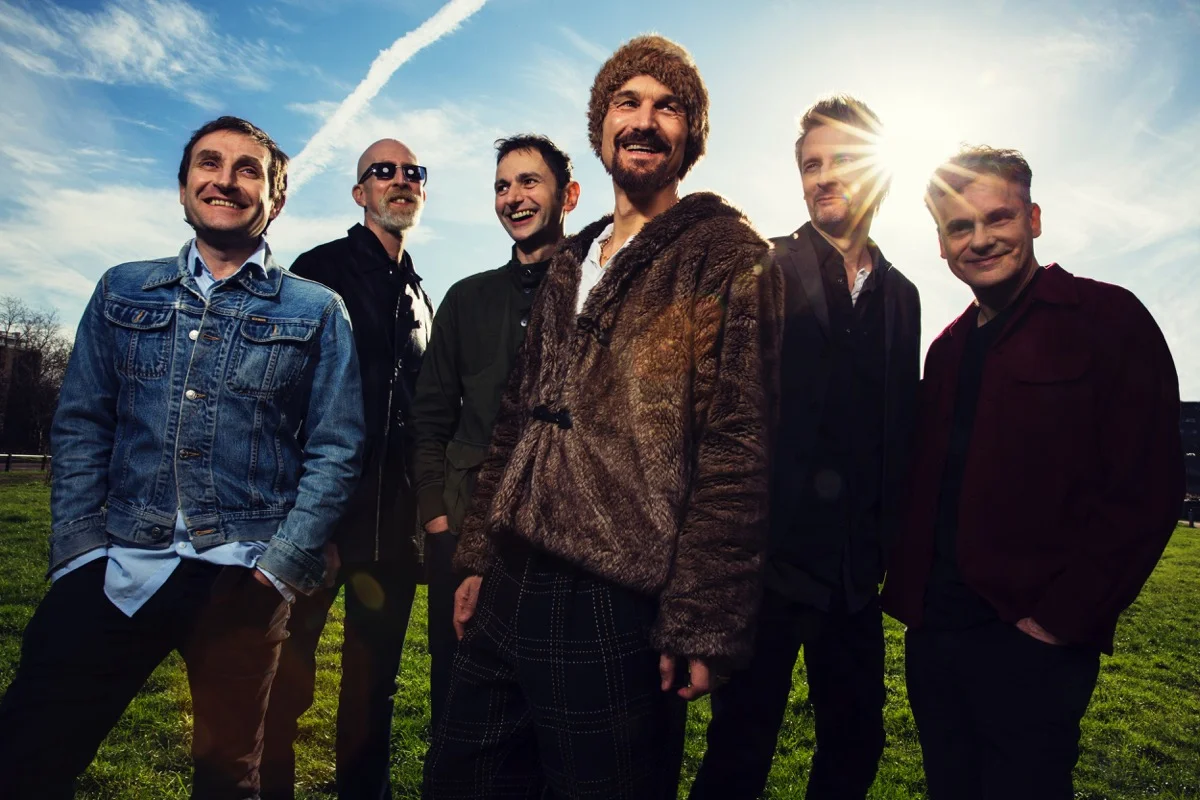 James announce two NZ shows