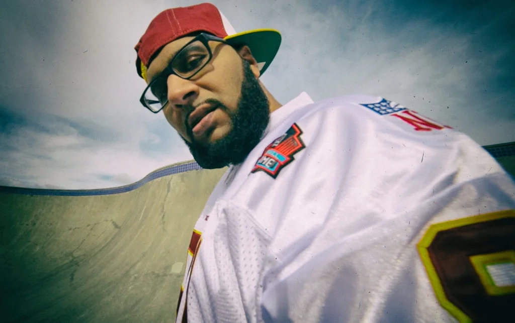 Ruckus Garvey shares music video for 'Chip On My Shoulder'