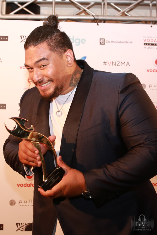 Kings breaks record for longest running #1 NZ single