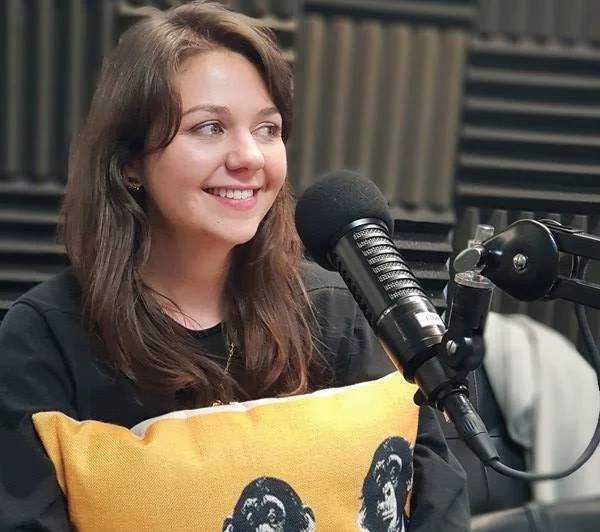 Laura Lee Lovely featured on NZ Entertainment Podcast
