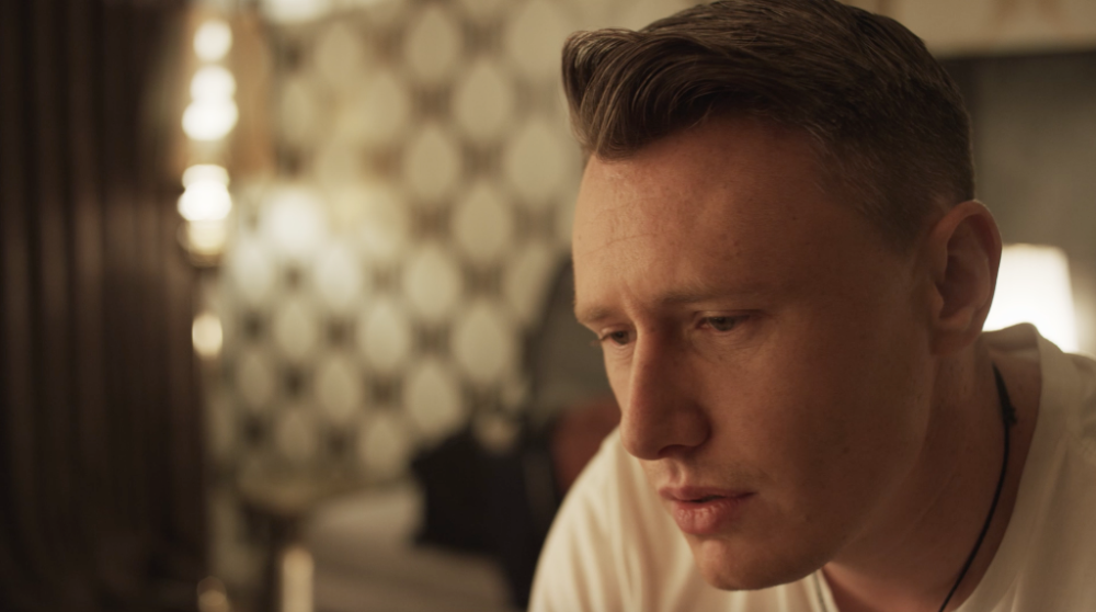 New Video - Louis Baker shares 'Gave It All Away'