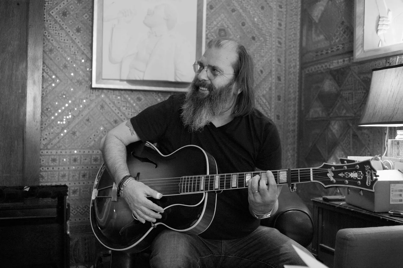 Steve Earle to release new album 'So You Wannabe An Outlaw'