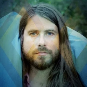 Tom Lee-Richards releases ‘Beside You’ single & video