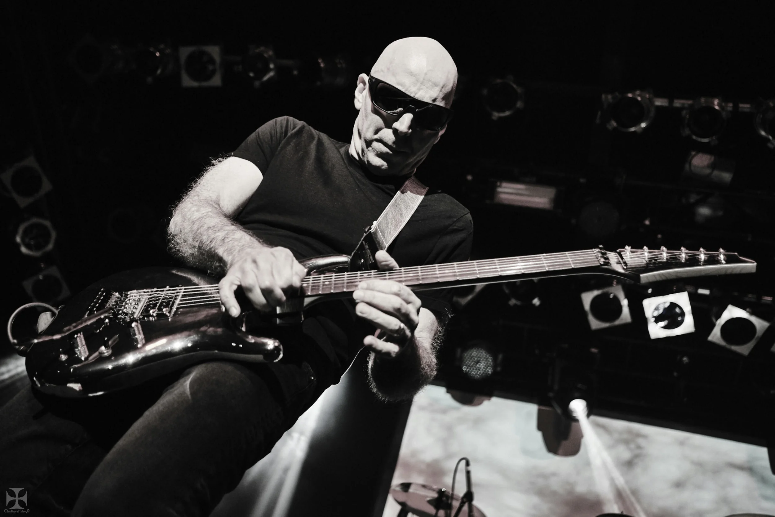 Concert Review with PHOTOS - Joe Satriani