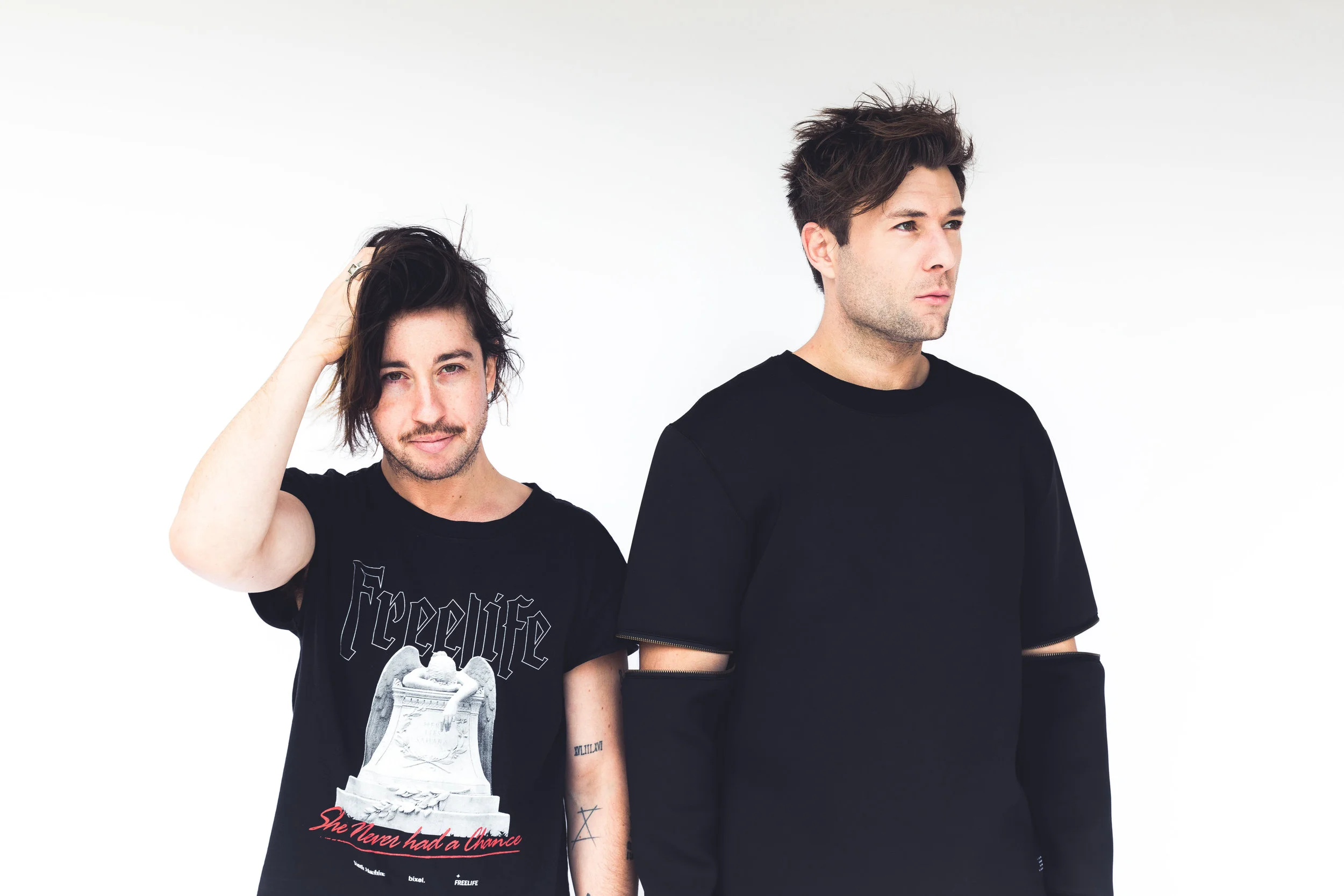 Chores release quirky new tune 'Vampire Teeth'