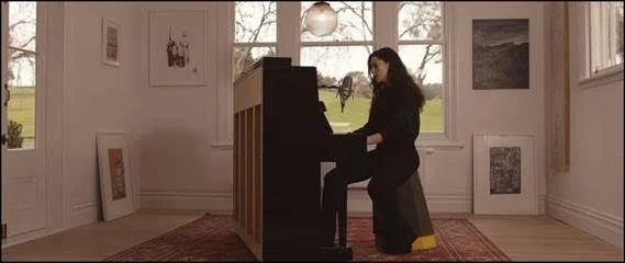 Robinson shares acoustic version of 'Nothing To Regret'