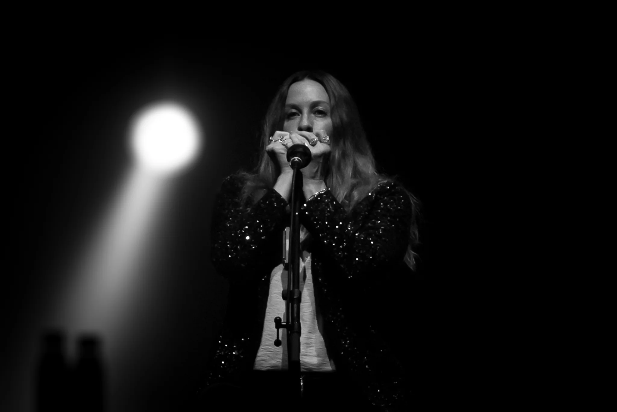 Concert Review with PHOTOS -Alanis Morissette