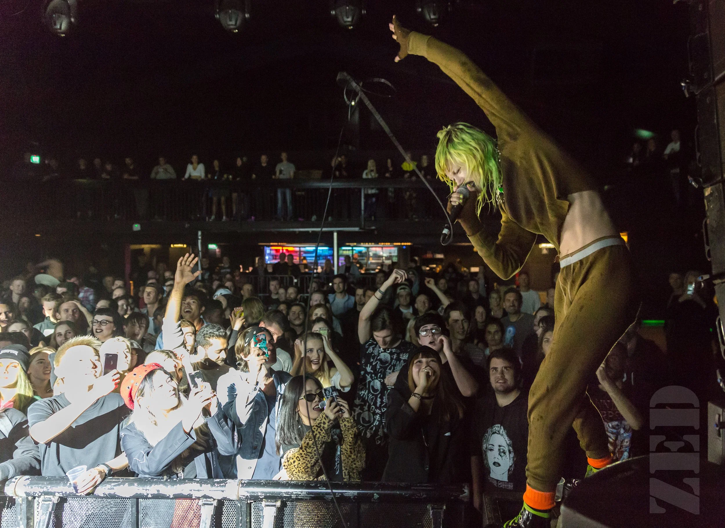 Live Photos - Crystal Castles - Auckland - 25th May 2017