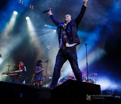 Live Photos - Simple Minds & The B-52s - Christchurch - 16th February 2017
