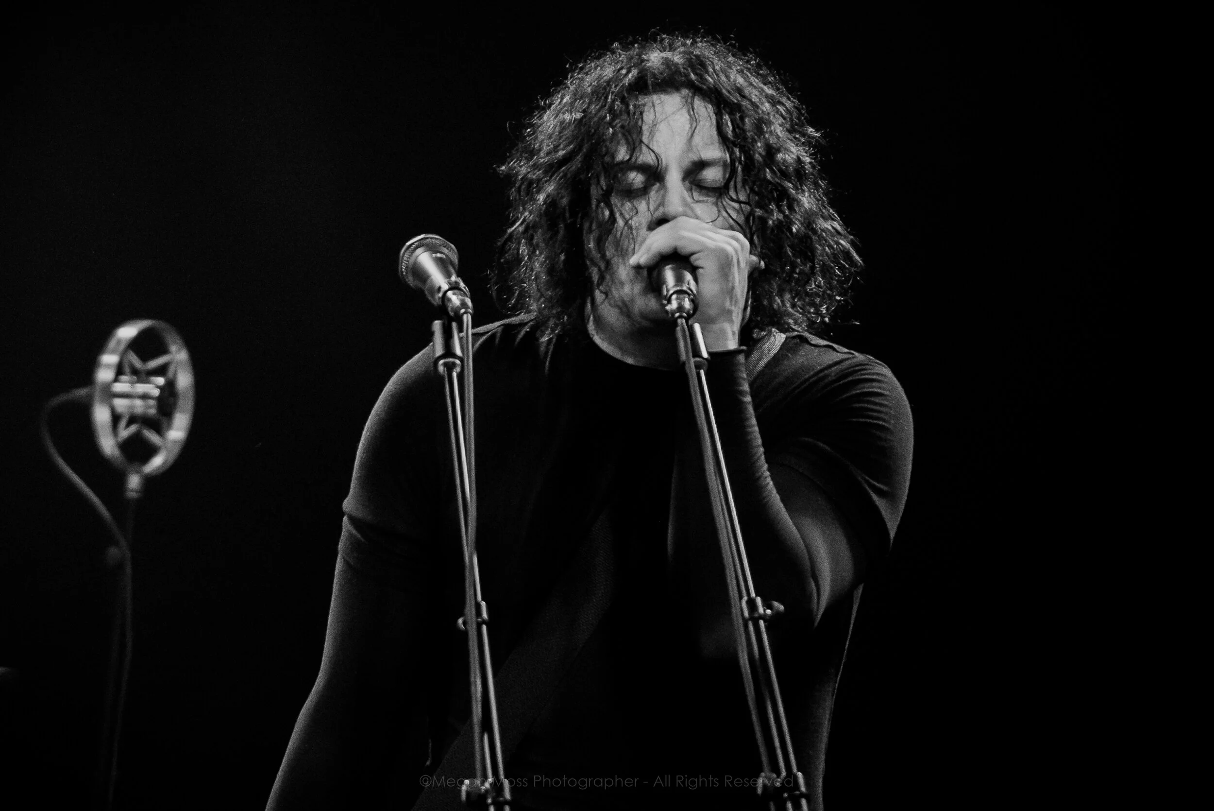 Live Photos - The Raconteurs - Auckland - 16th April 2019