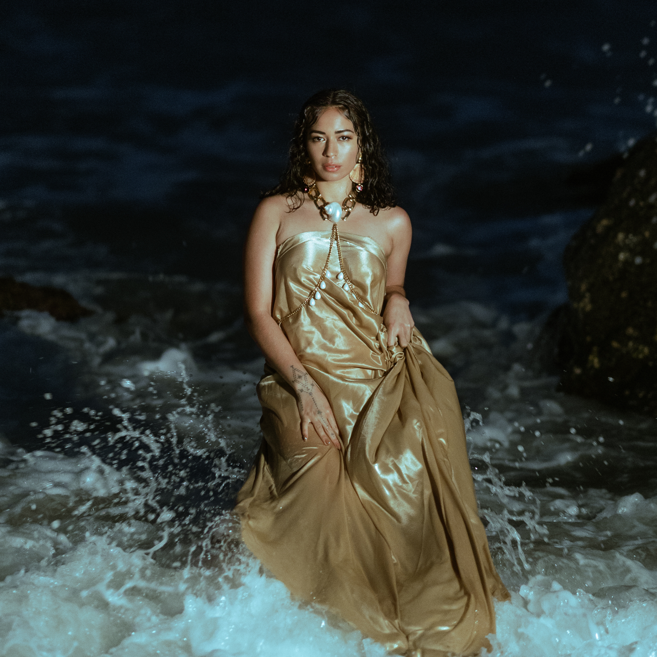New Music & Video Release - Lou’ana releases 'Aphrodite' - 26th June 2025