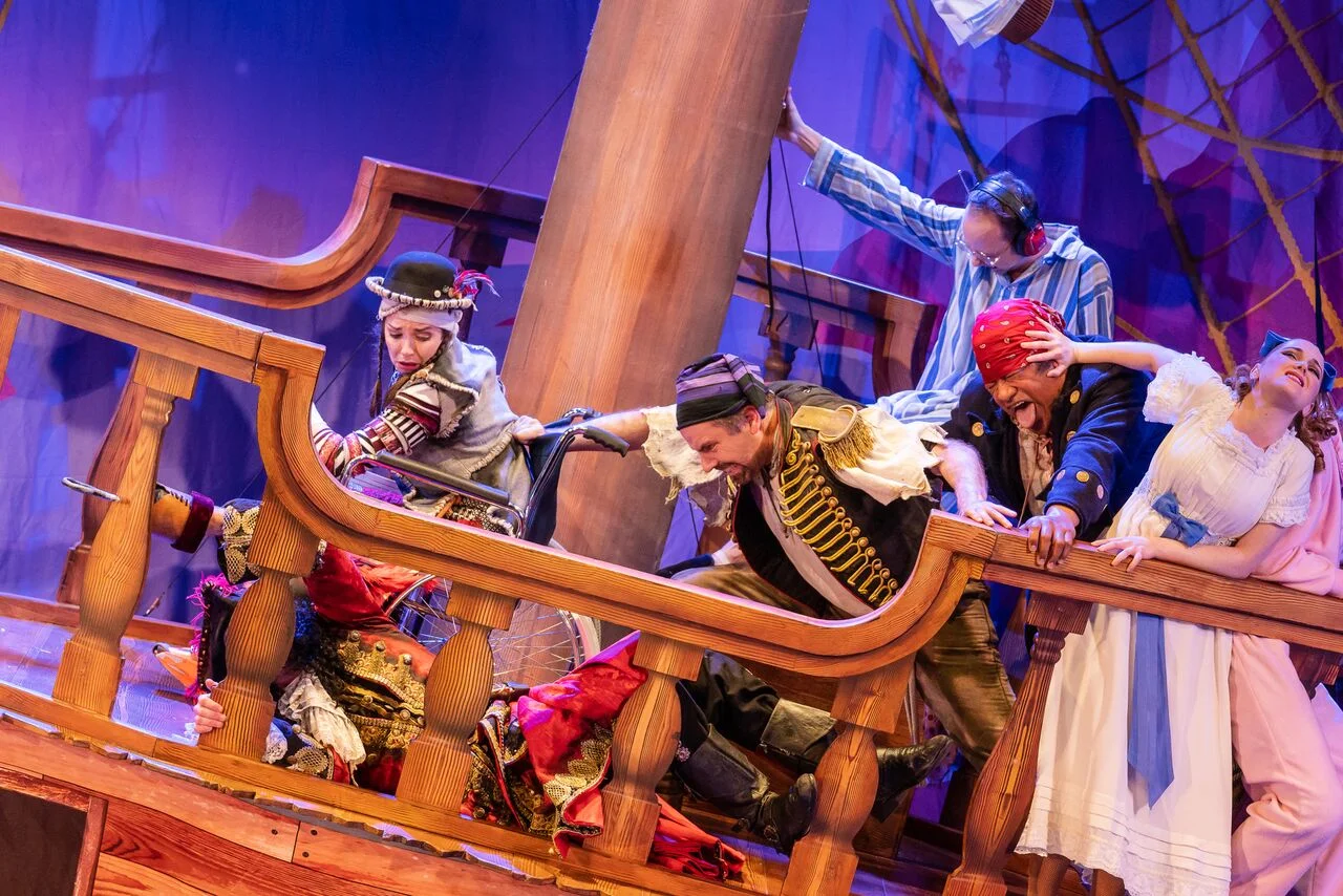 Review: Peter Pan Goes Wrong