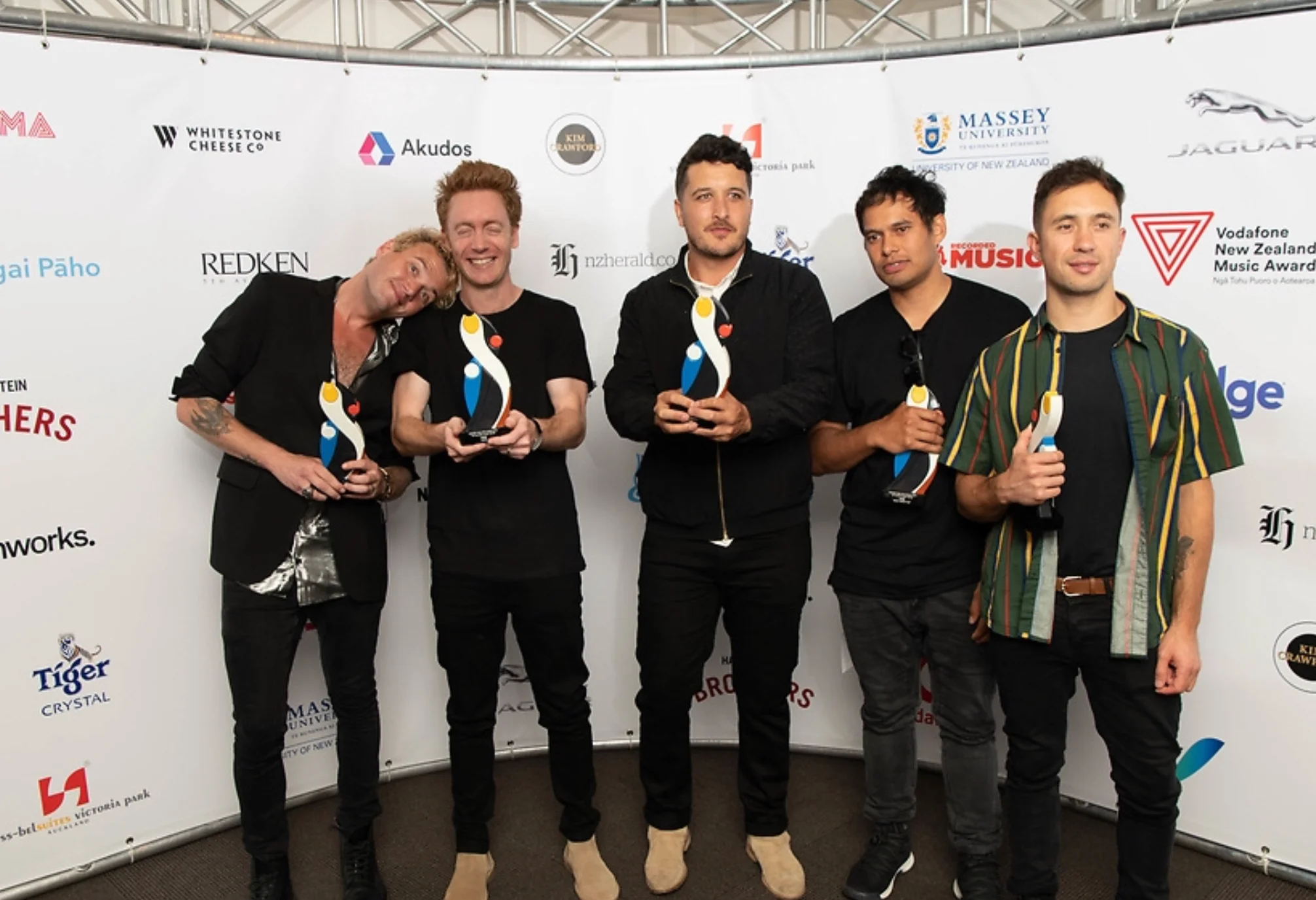 Six60 win big at the 2018 Vodafone NZ Music Awards - Full results and photos!