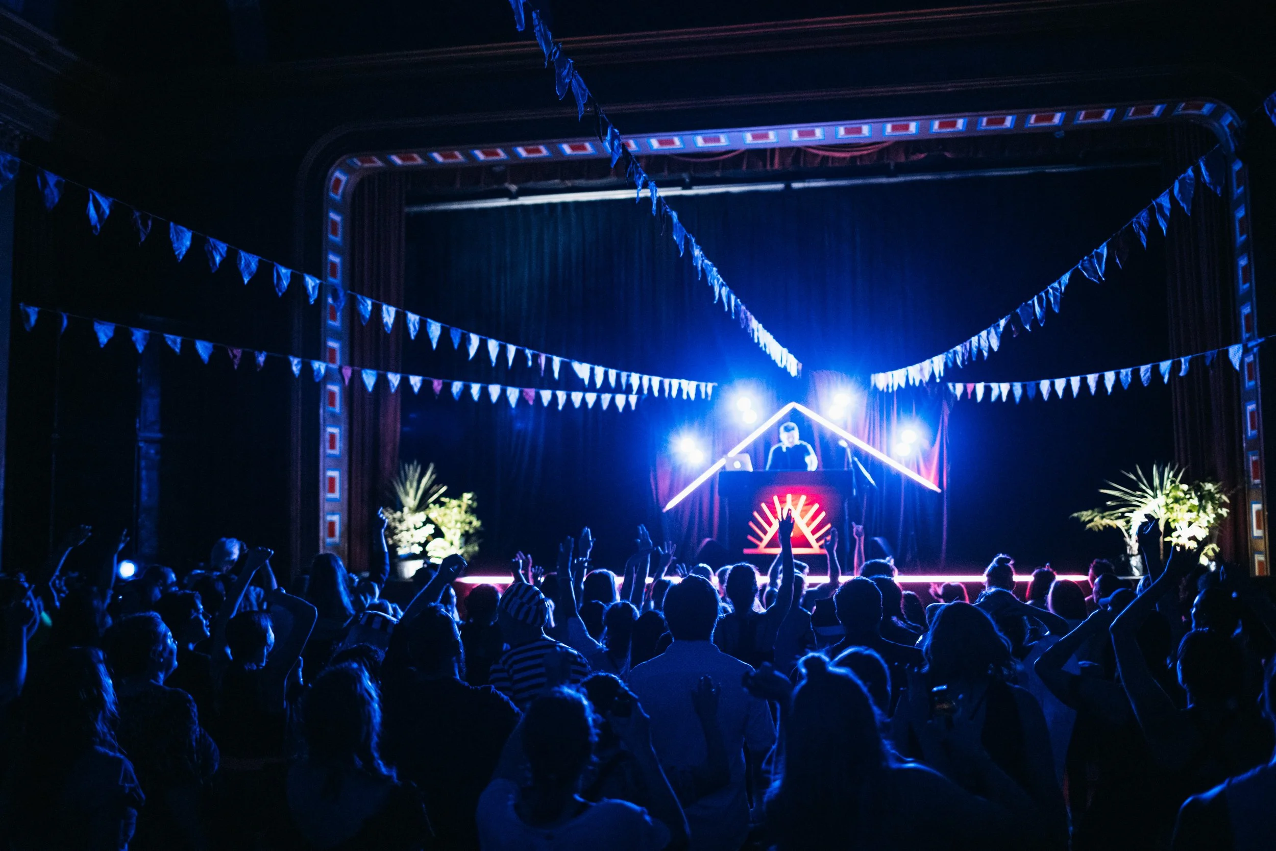 Live Music News - Morning People celebrates 10 years with Auckland Town Hall takeover Saturday 30 May - 21st May 2026