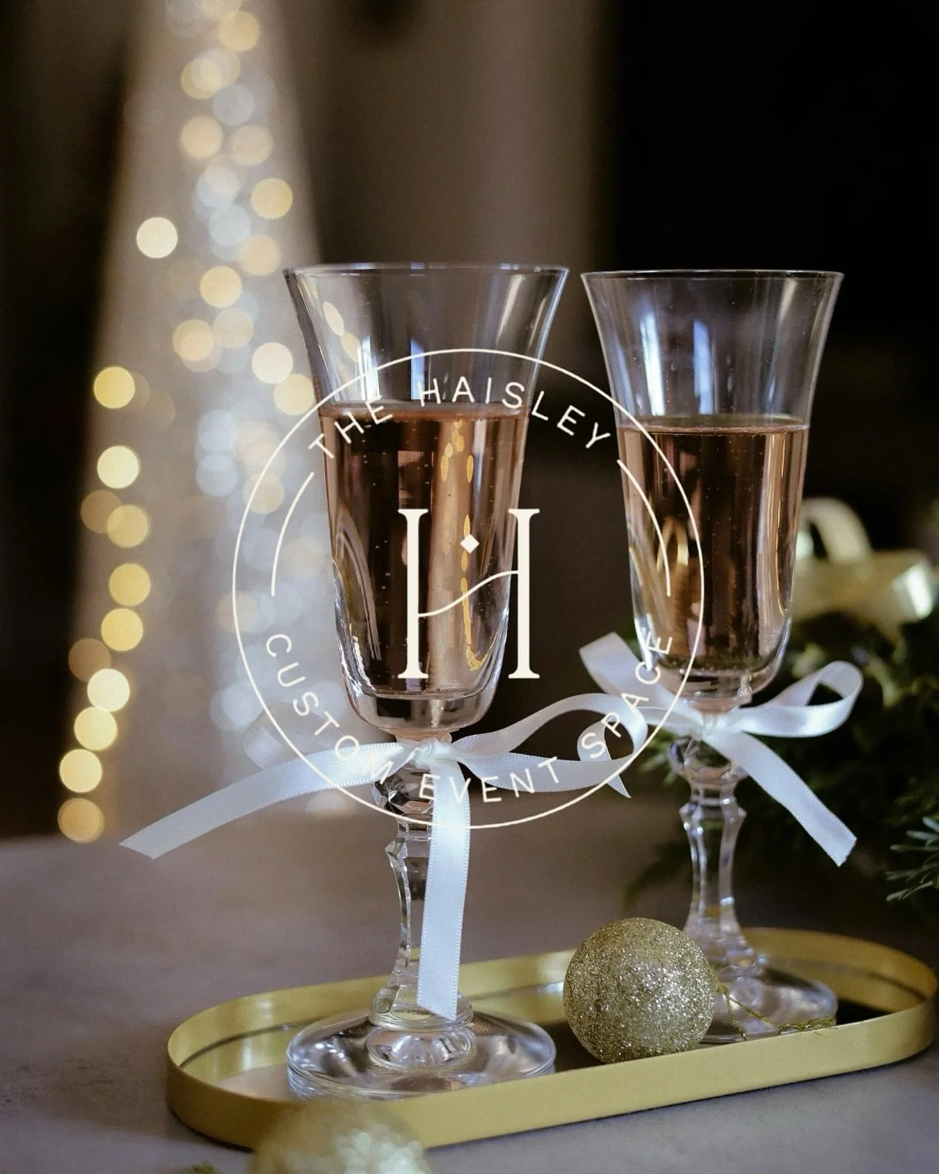 Host your holiday party at The Haisley🥂✨
First 10 people to book their event before October 15th (event can take place after the 15th) will receive $150 off their booking!! 

#TheHaisleyAz #ScottsdaleVenue #HolidayPartyVenue #LuxuryPartyVenue #Luxur