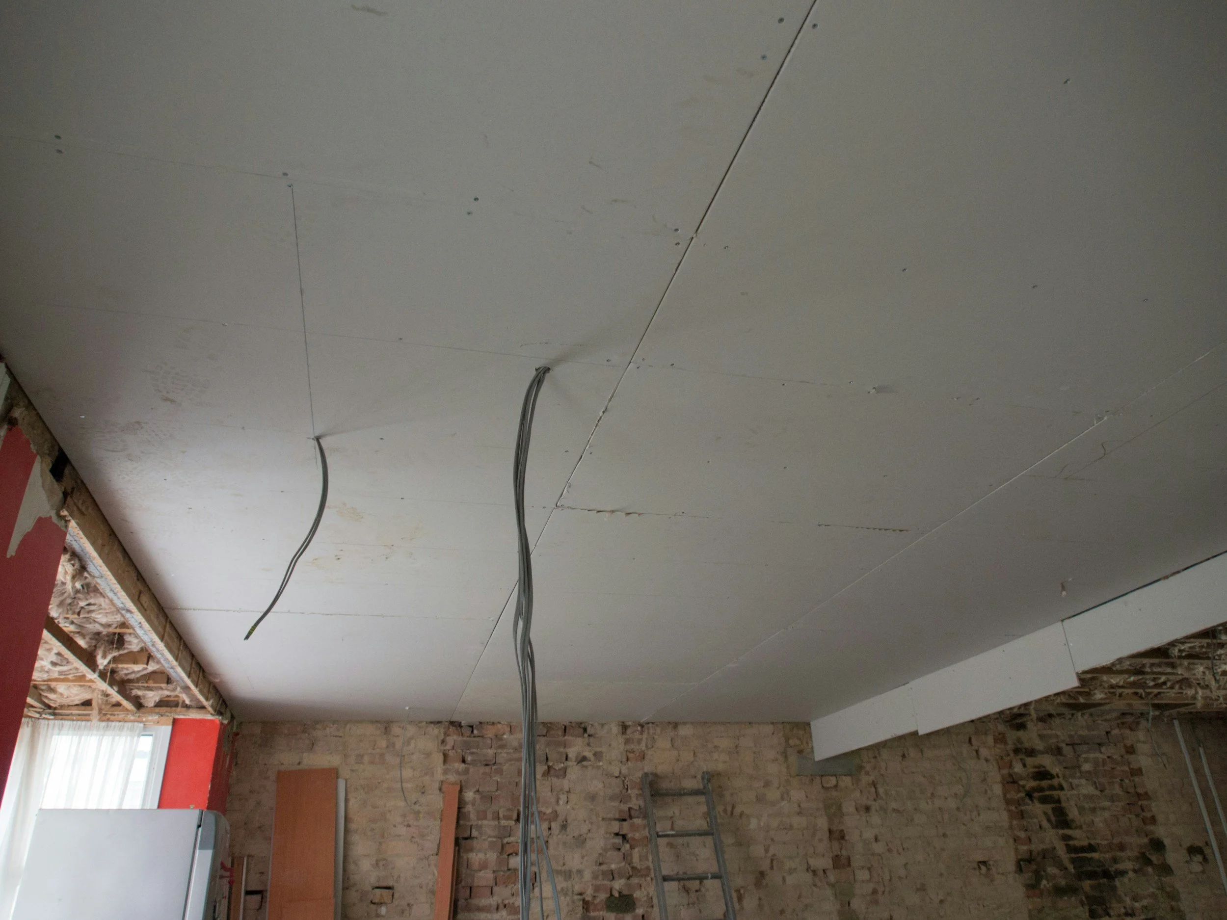 ceiling drywall installation