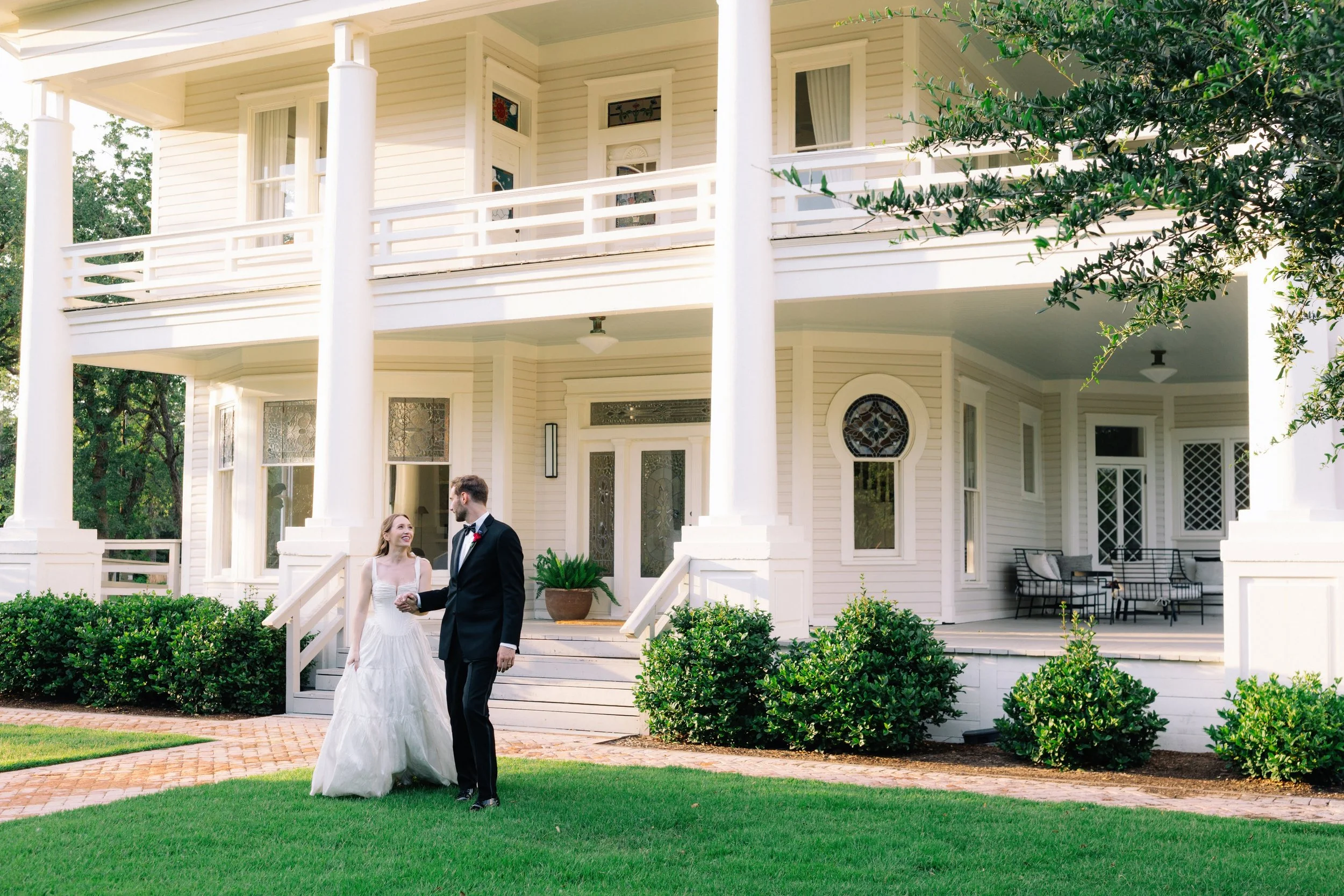 Casey and Mike Wed - 1067.jpg