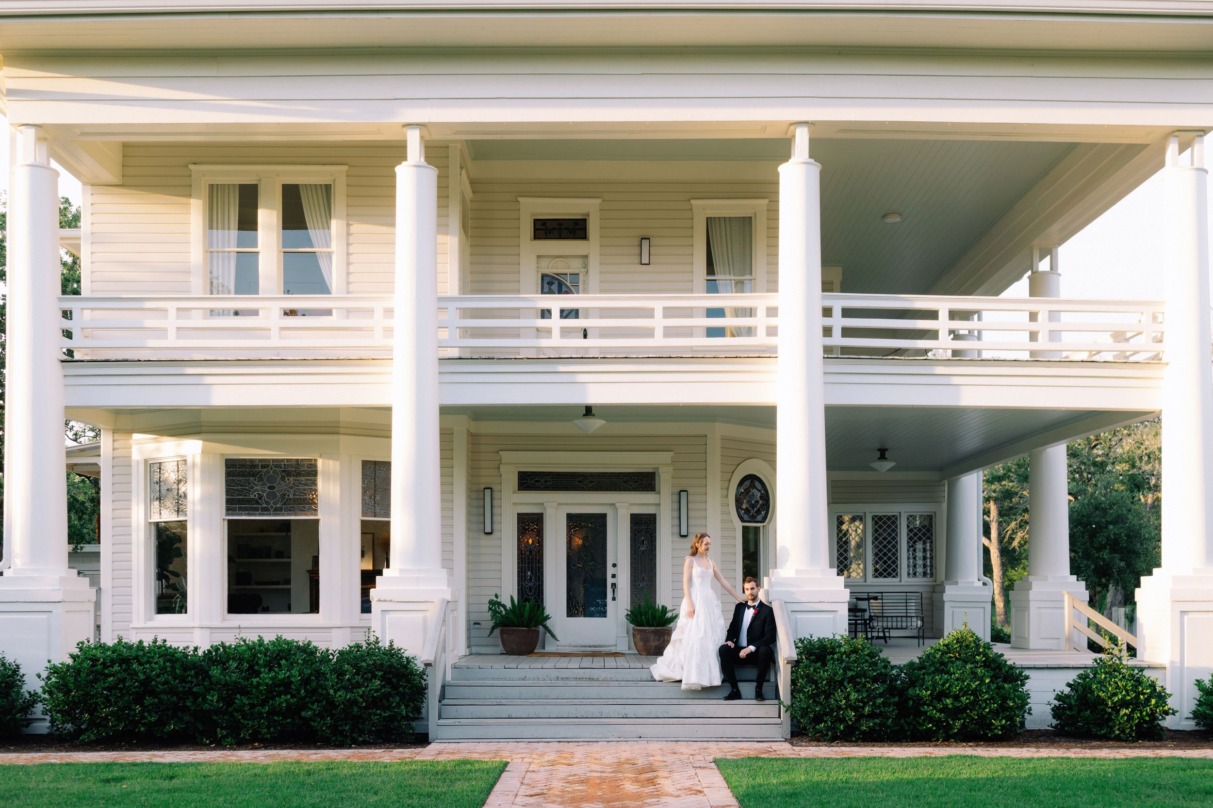 Casey and Mike Wed - 1088.jpg