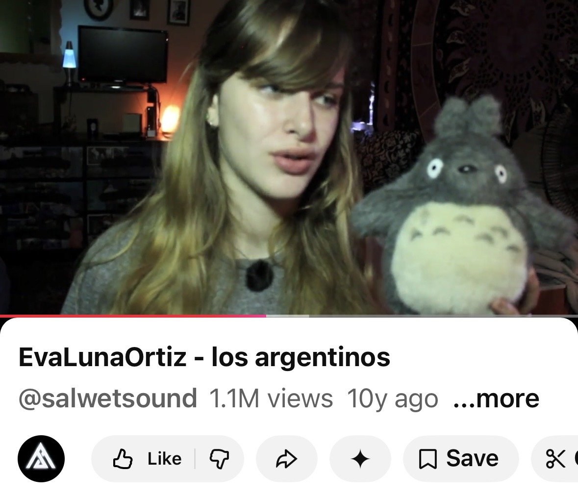 A screenshot of Eva Luna Ortiz viral youtube channel video with 1.1M views in 2015