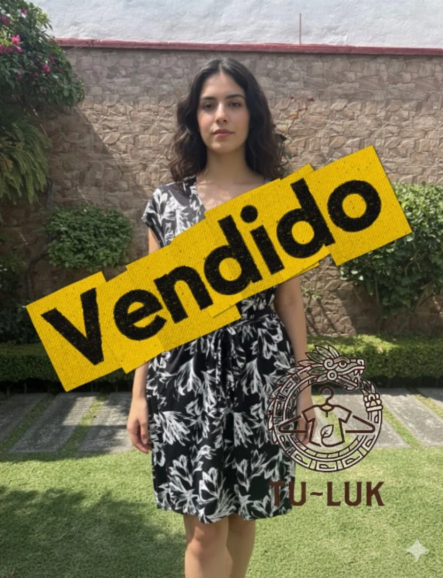 Banana Republic Talla M Corto Floral