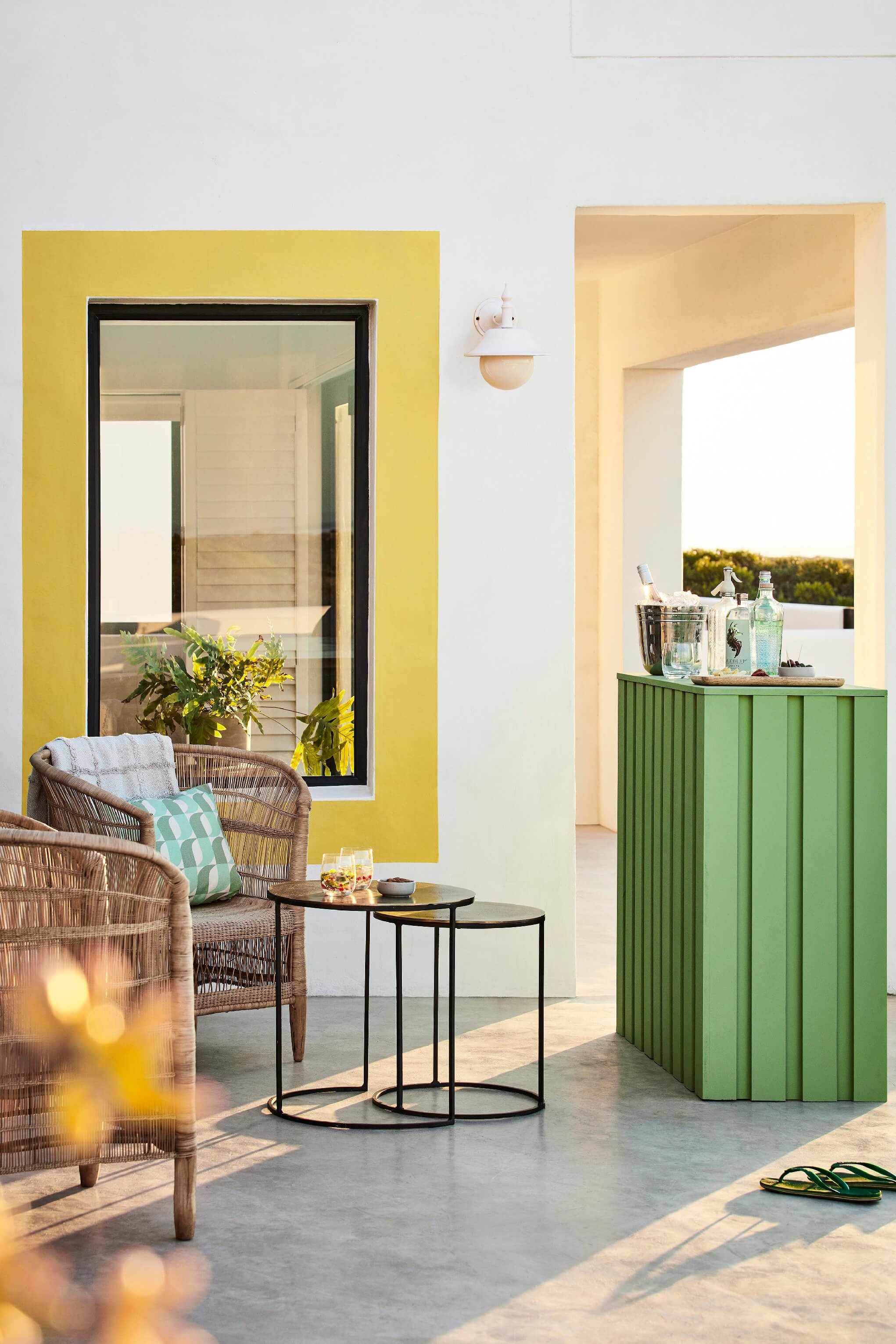 Indian Yellow 335, Silent white - Pale 328, Garden 86.jpg