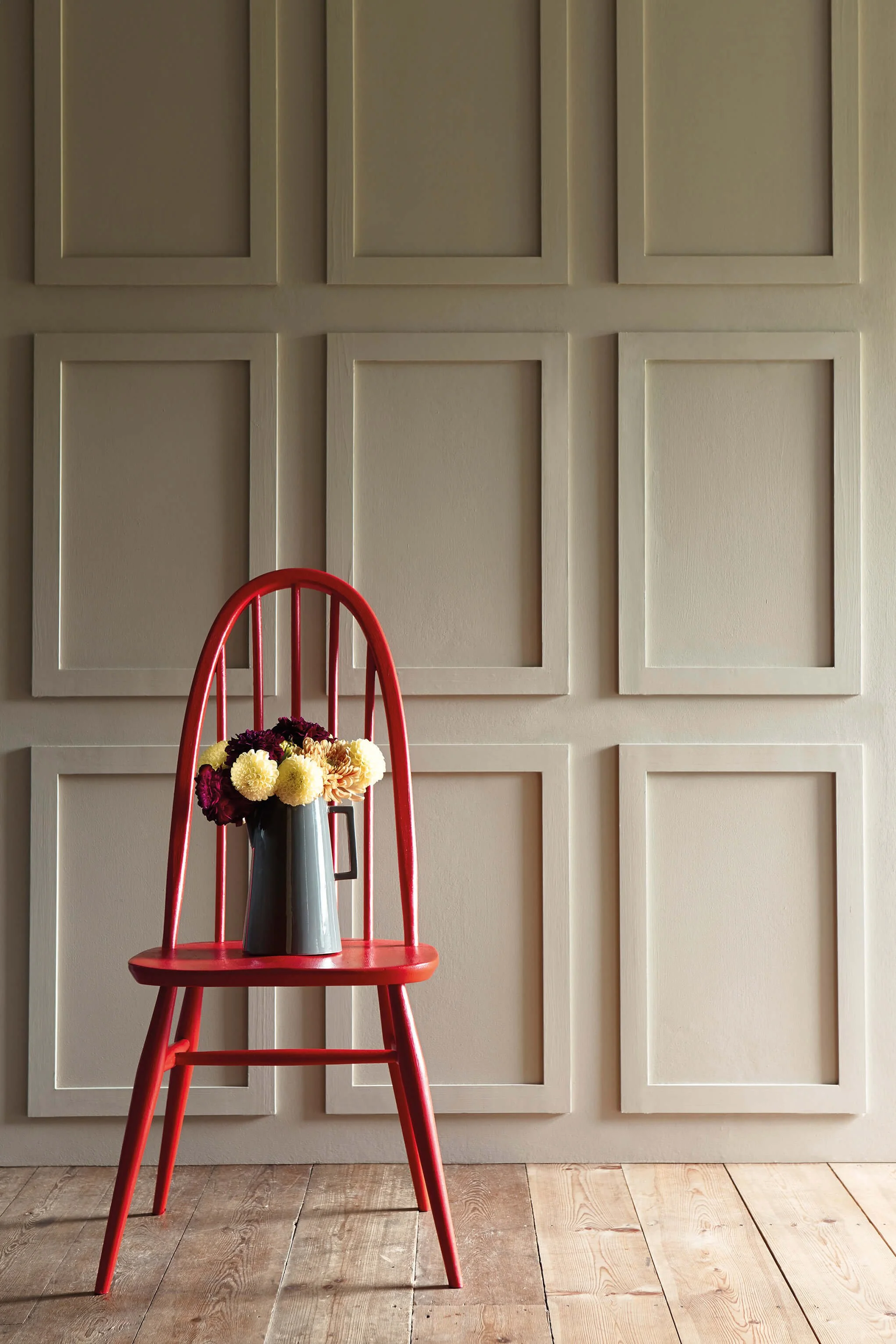 Portland Stone Dark 157, Atomic Red 190.jpg