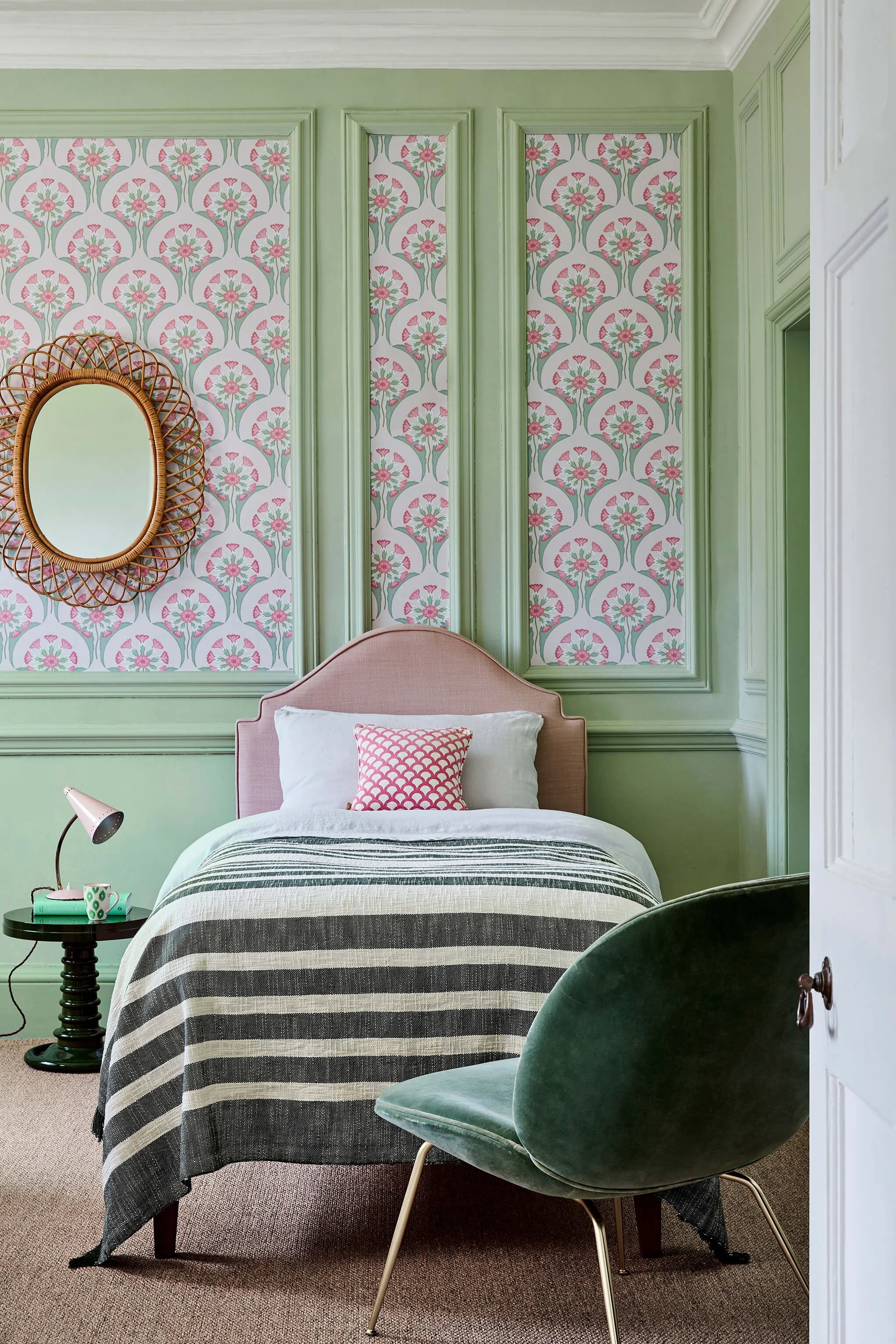 Pea Green 91, Loft White 222, Hencroft - Blue Primula.jpg