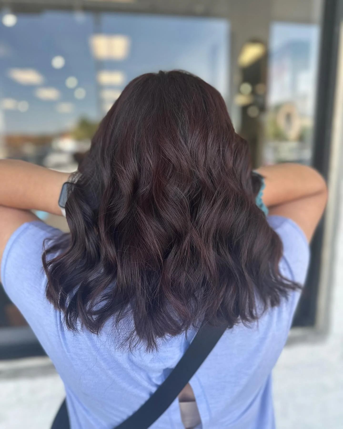 Embracing the dark hair hues 🖤