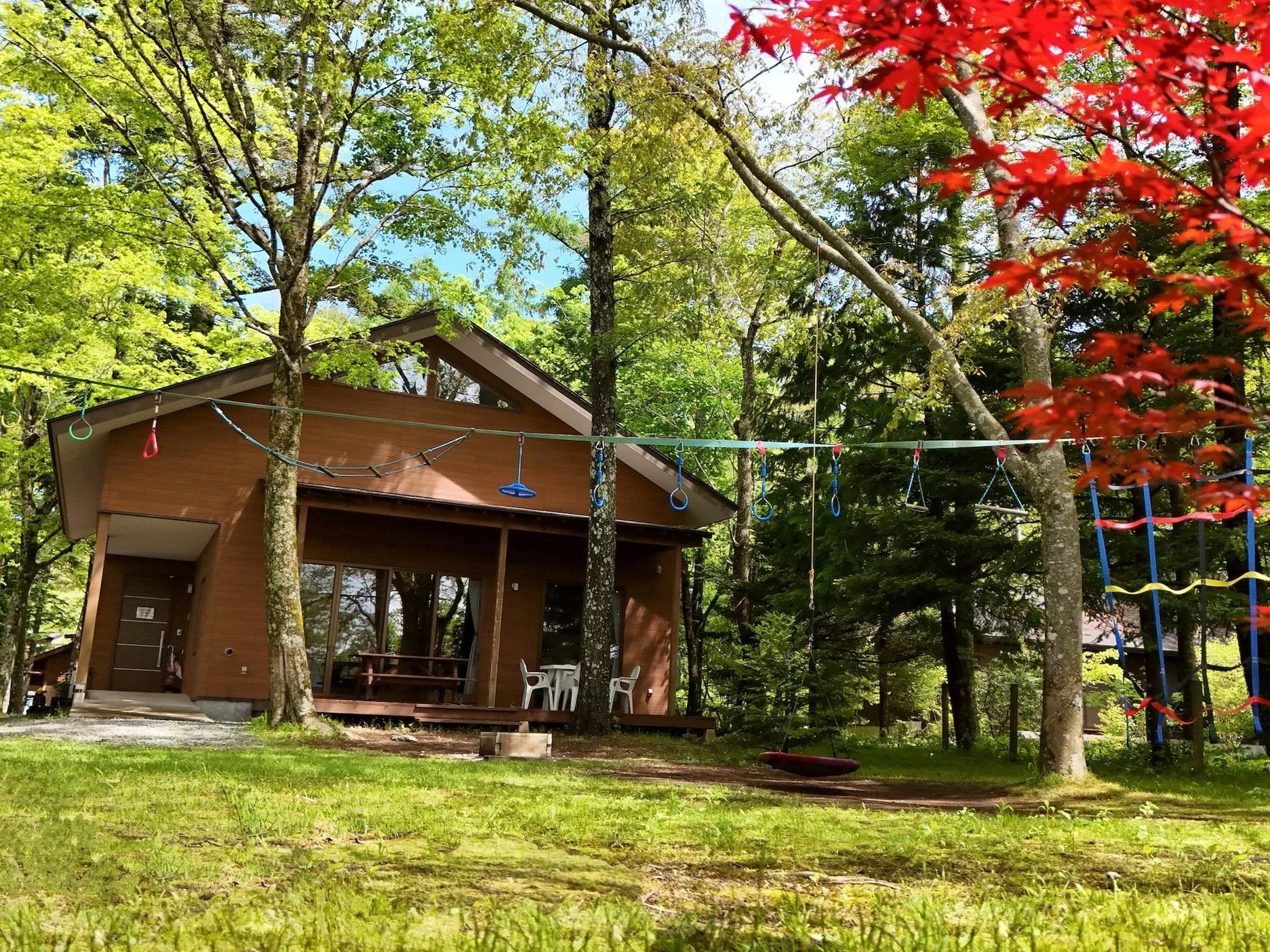 Cabin+7+exterior+front+op+144p+.jpg