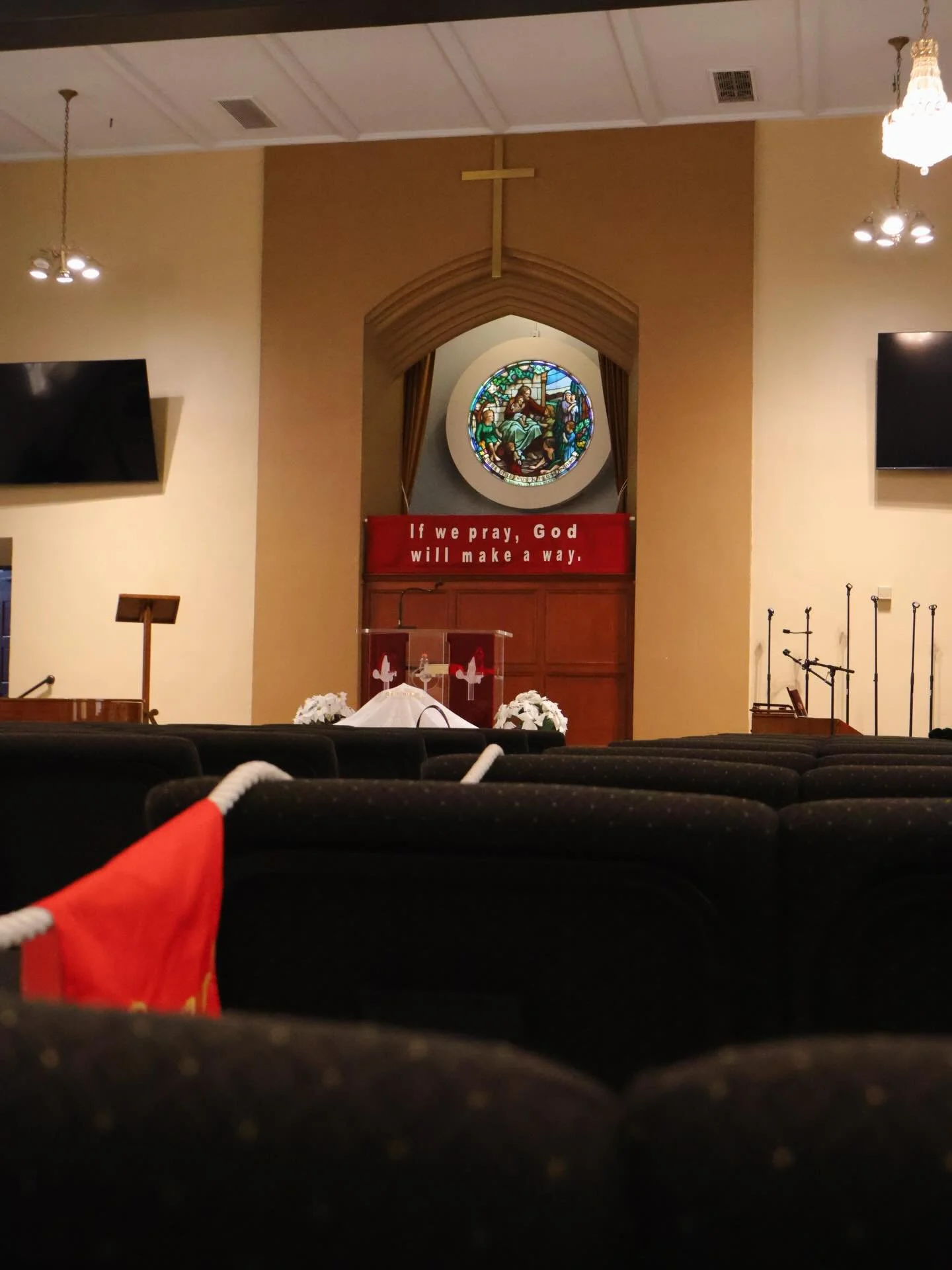 Happy New Year from the Cochran family! The new year is a wonderful time for new beginnings and a fresh start. We are so excited so see what the Lord has for us in 2026! 

.
.
.
.
#cabc #freshstart #newbeginnings #newyear