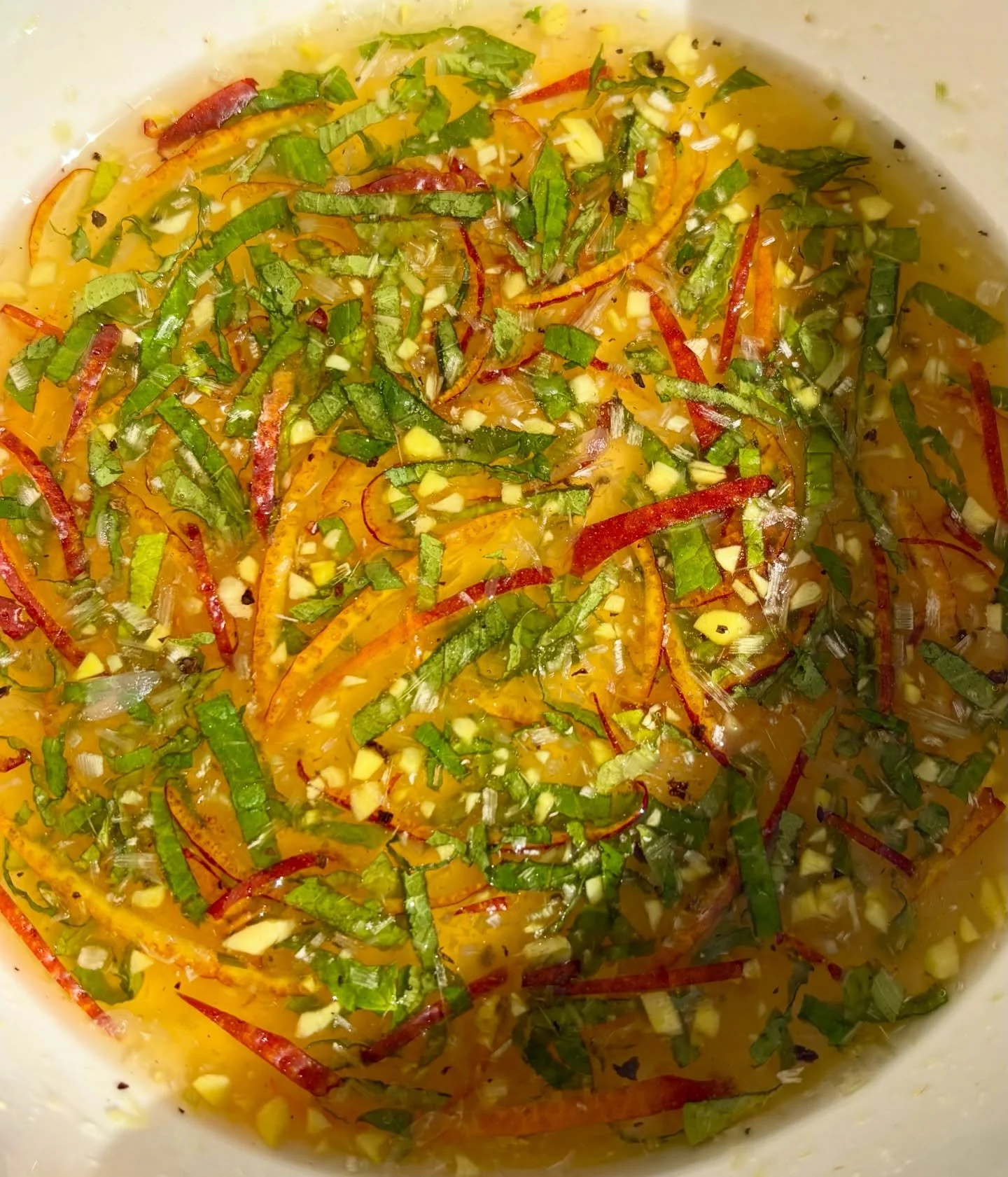 Cool Honey 🍯 

It&rsquo;s sweet, tangy, it&rsquo;s the cool cousin of hot honey that we all love so much 

Recipe on my website. Link in bio 👆🏻

#hothoney #coolhoney #recipeoftheday #flavoredhoney #honeyrecipe