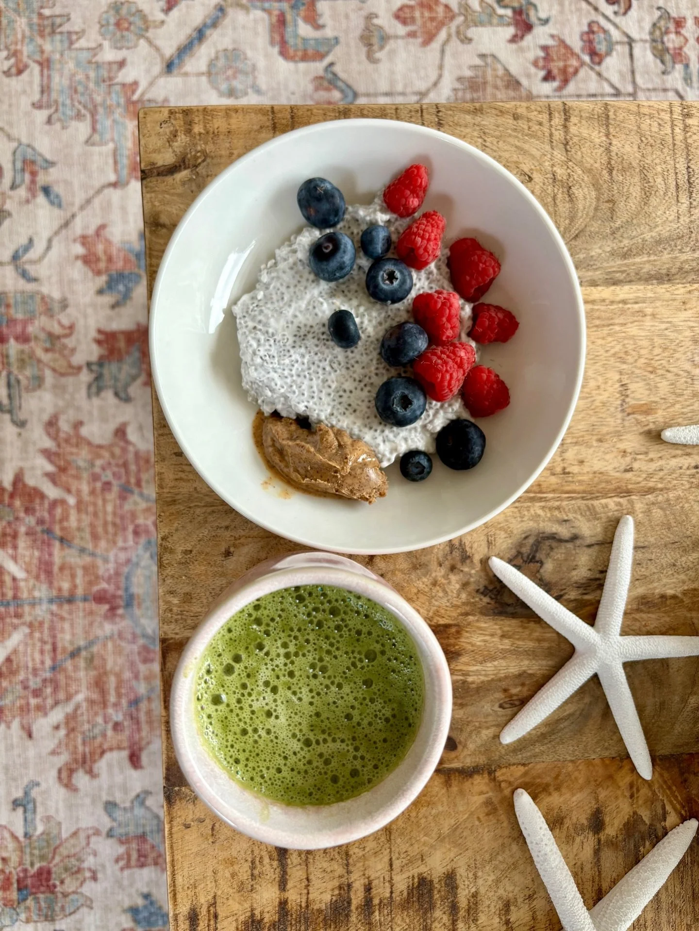 Creamy vanilla chia pudding 🍮 

It&rsquo;s so creamy, perfectly sweetened, and takes like a dessert for breakfast 

Recipe on my website. Link is in my bio 👆🏻

#recipeoftheday #chiapudding #healthybreakfastideas #healthyeats #breakfastathome