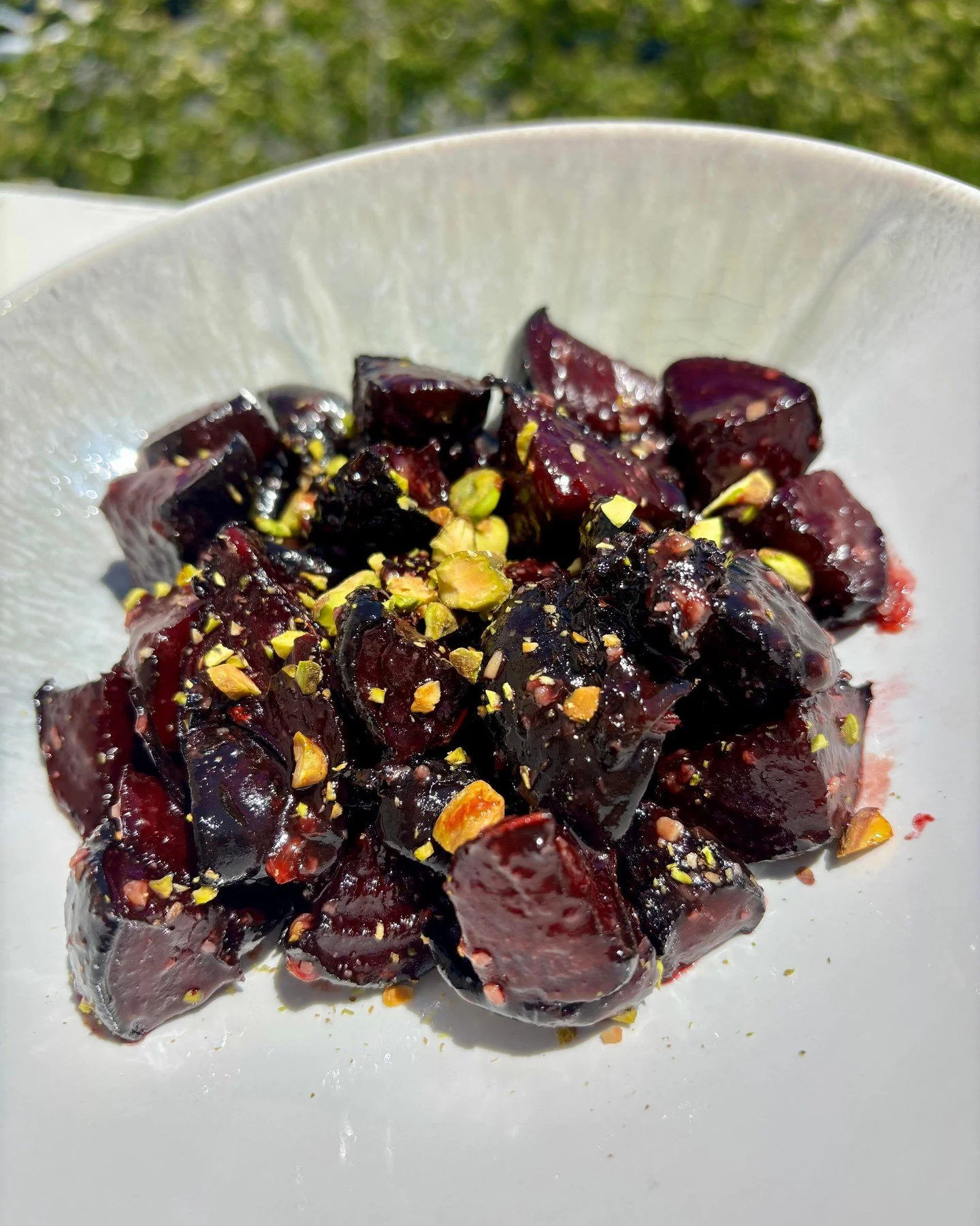 Sticky Miso Maple Roasted Beetroot 🫜 

They are sweet, sticky, and earthy. These are roasted until tender and caramelised, then drizzled with the miso maple sauce.

Link to the recipe is in my bio 👆️ 

#beetrootrecipe #misomaple #bayarea #healthyea
