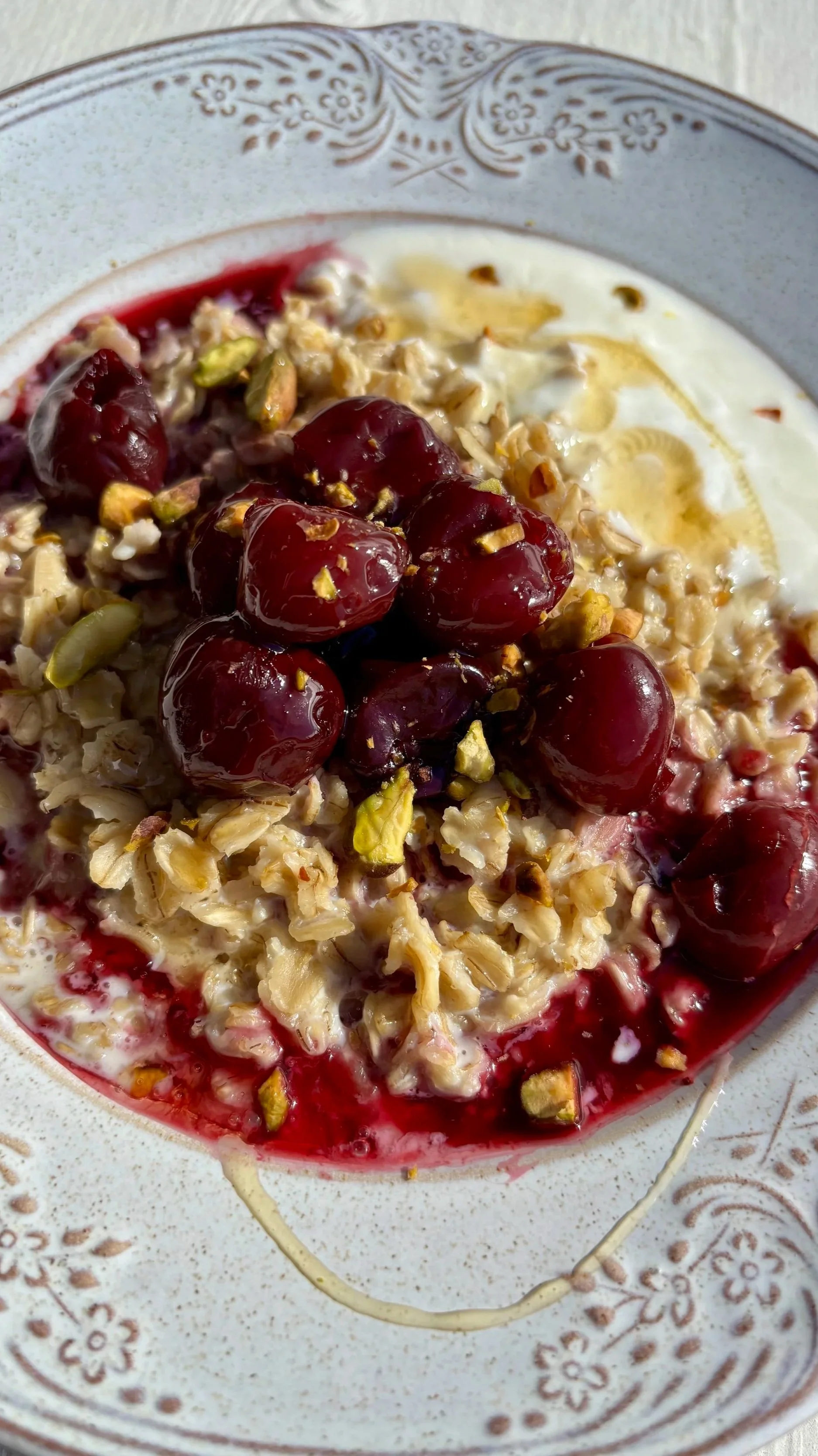 Vanilla Cherry Oats