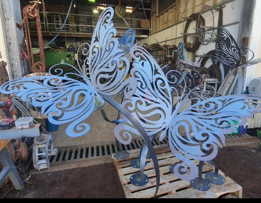 #39 - Flutterfly - Myles Geyson (4 Pieces)