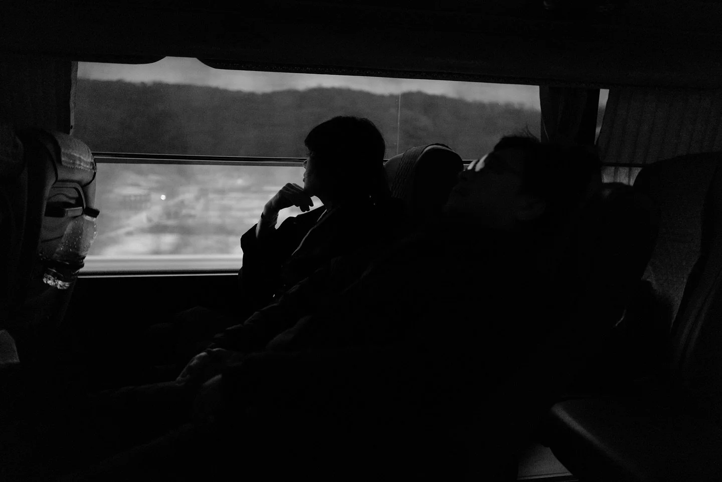 Mood lighting in monochrome. #myleicaphoto #leicaq2m #monochrom #monochrome #blackandwhite #moodlighting #busride #deepinthought