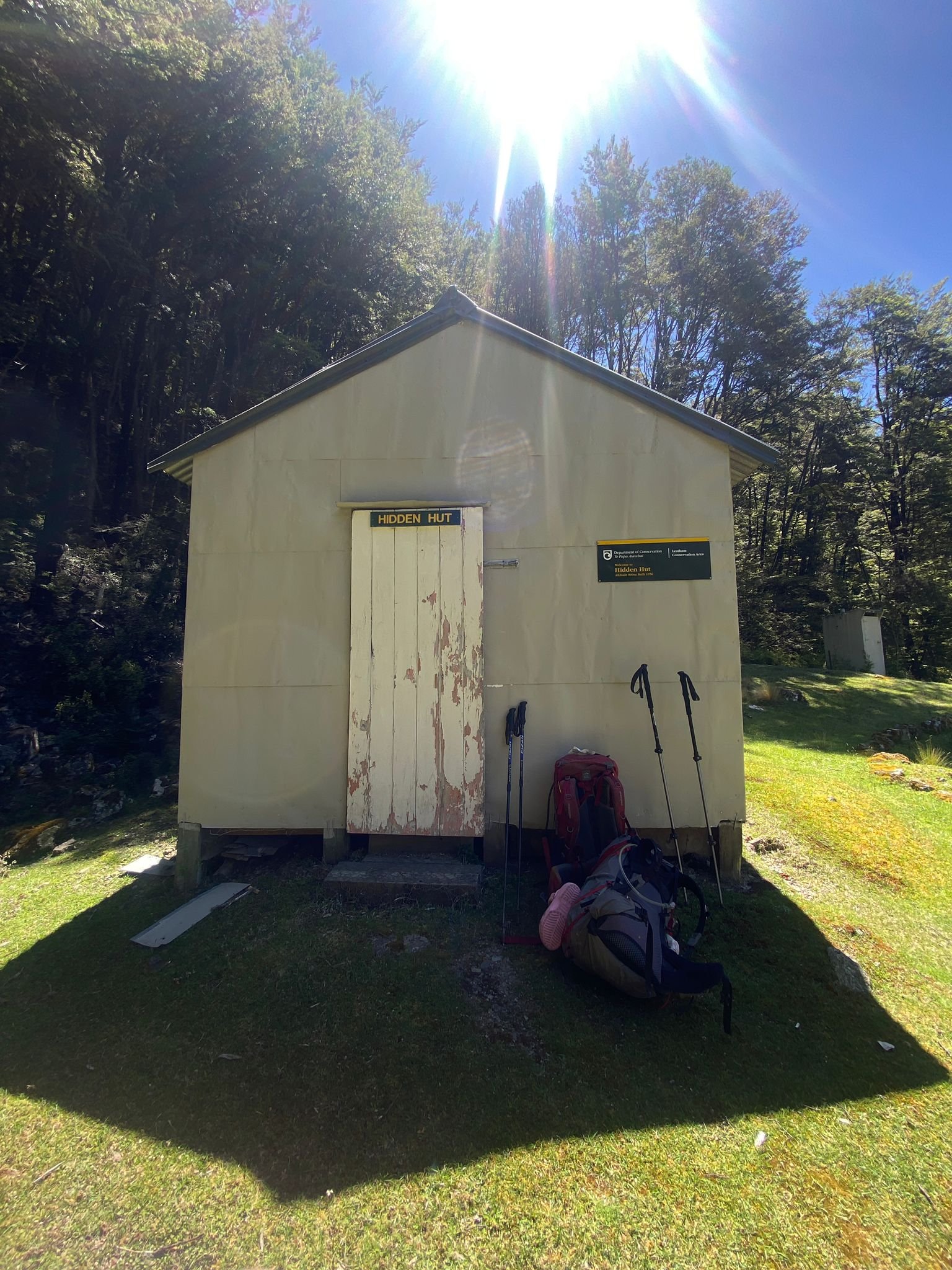 Hiking to Hiidden Hut, Leatham Valley