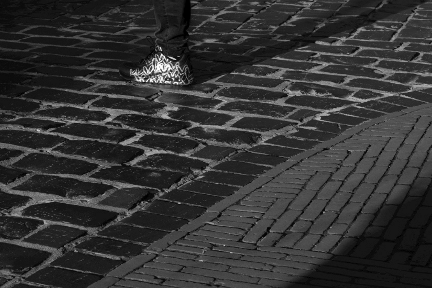 Common Brick Paver Problems We Solve Every Season