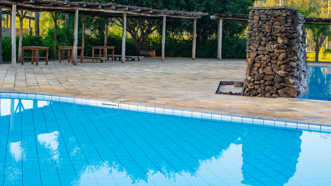 Brick Paver cleaning in Willow Springs Illinois