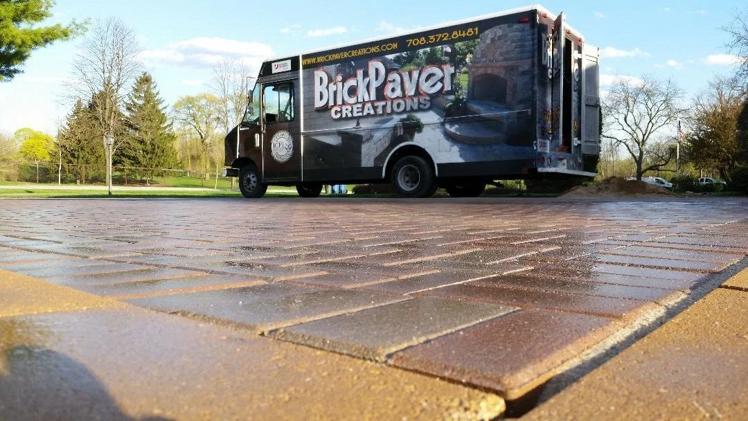 Brick paver cleaning in New Lenox IL