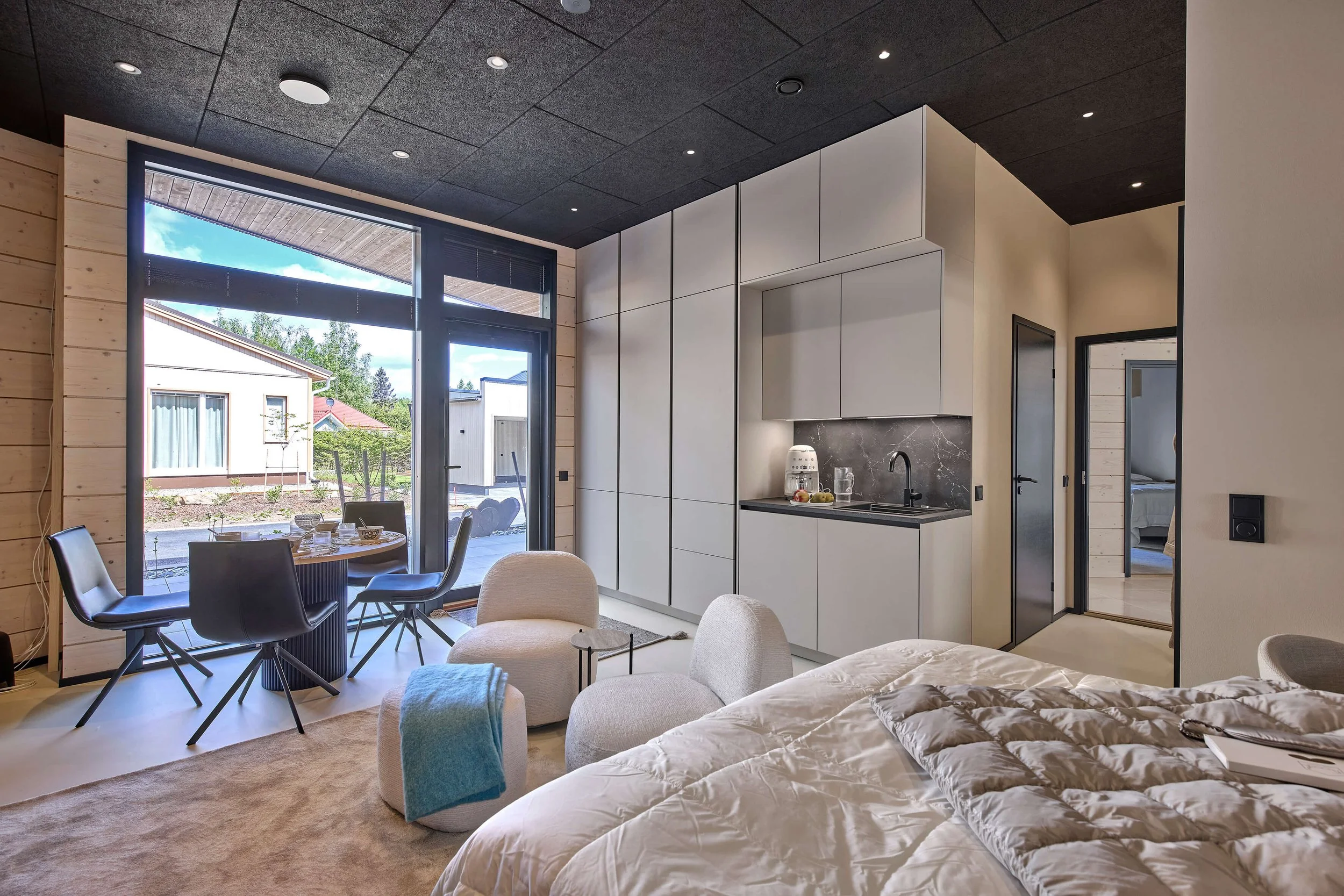 design-log-house-studio-room.jpg