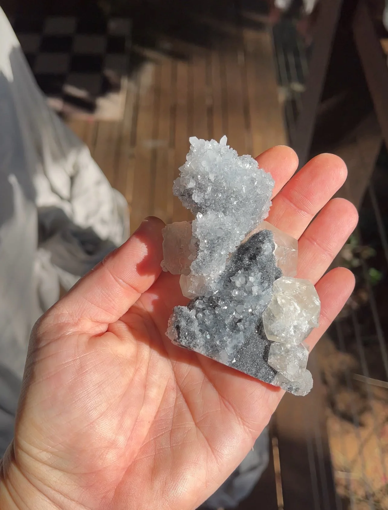 Quartz, Calcite and Fluorite, XHL Mine, Hunan (UV)