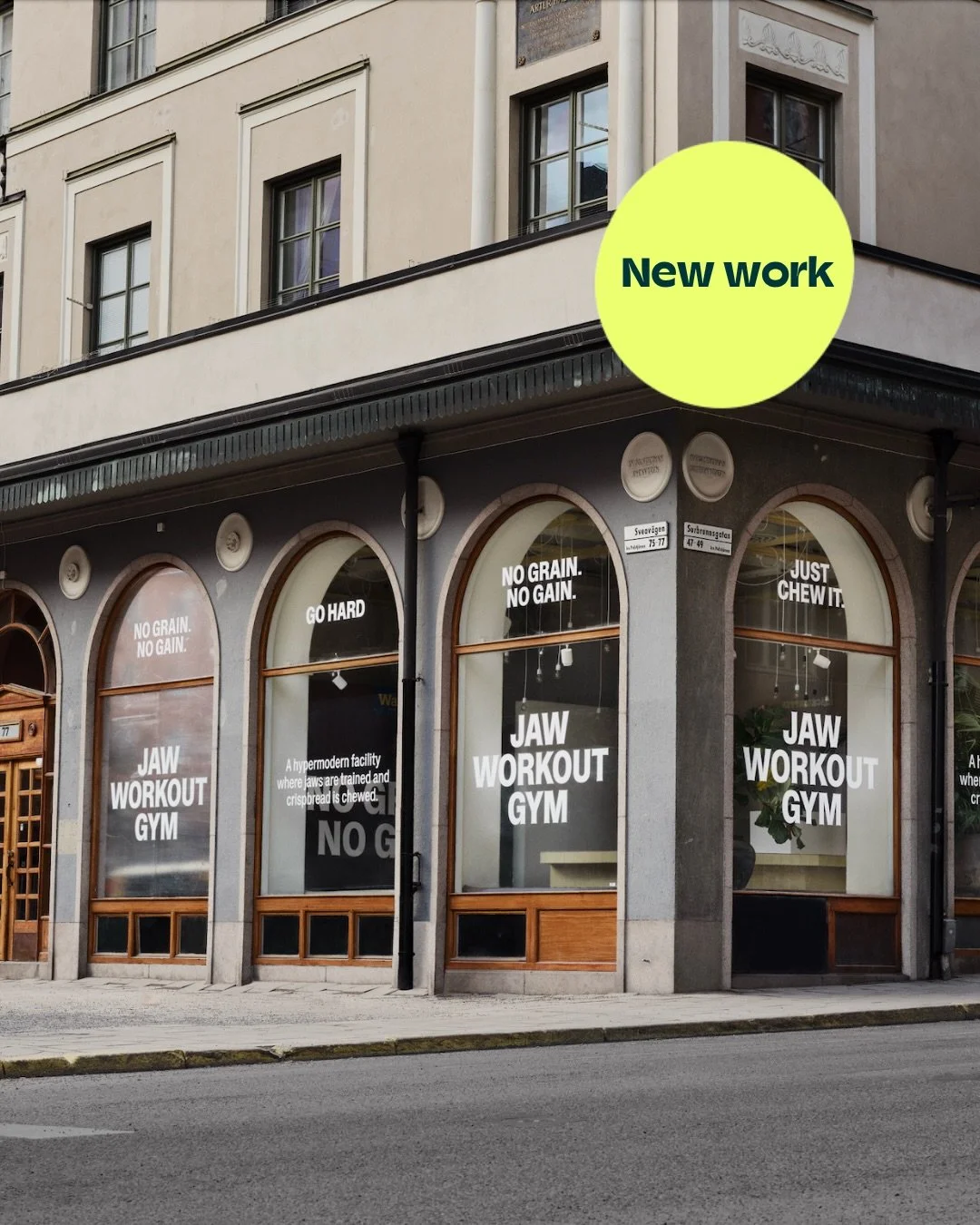 Jaw Workout Gym f&ouml;r Wasa. En kampanj d&auml;r kn&auml;ckebr&ouml;d blev tr&auml;ningsredskap och varje tugga en repetition. No grain. No gain.

Id&eacute;: @forsmanbodenfors 
PR: @storyrelations 
Influencer agency: @samy.nordics 
Produktion: @sl