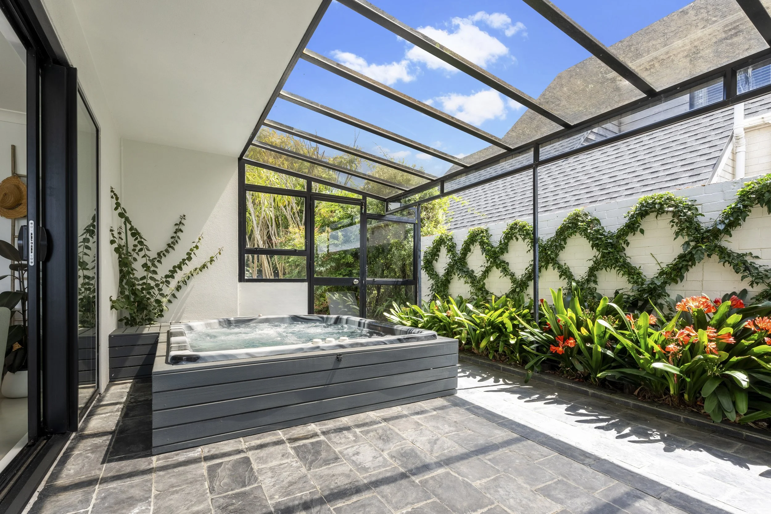 122A_Bucklands_Beach_Road_11.jpg
